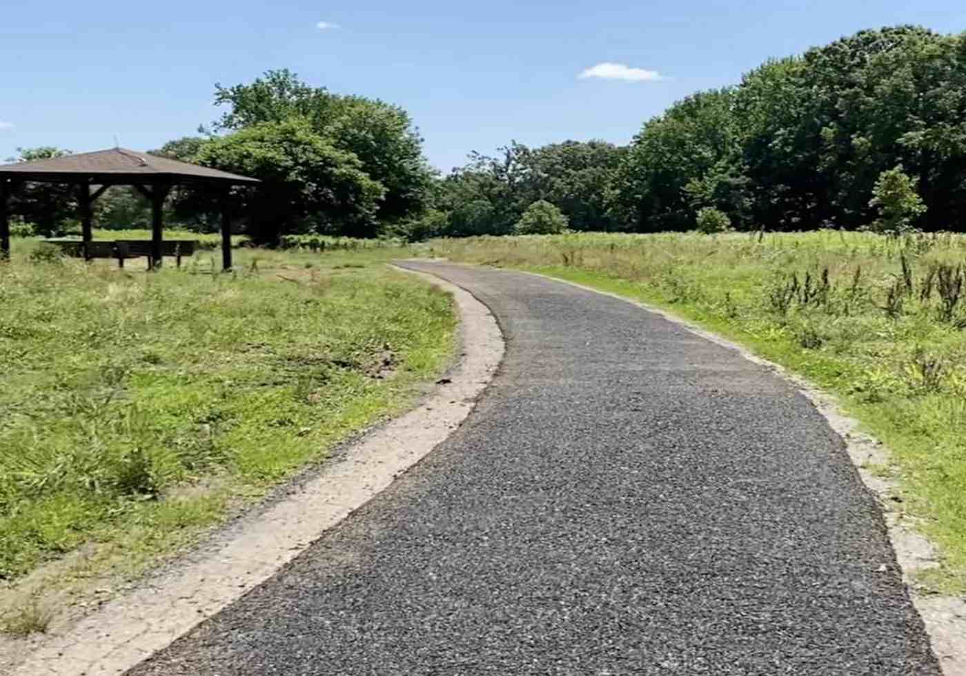 Trail made by recycled tires