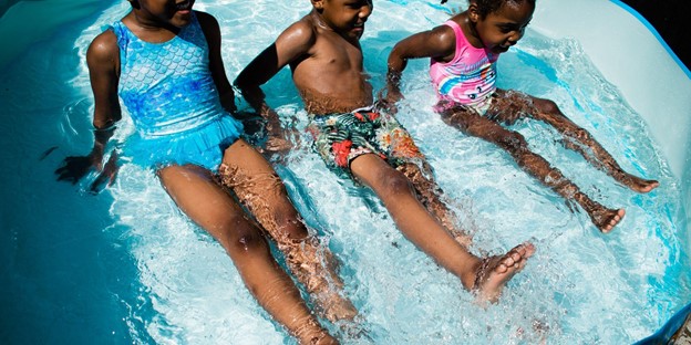 Kids in a paddling pool